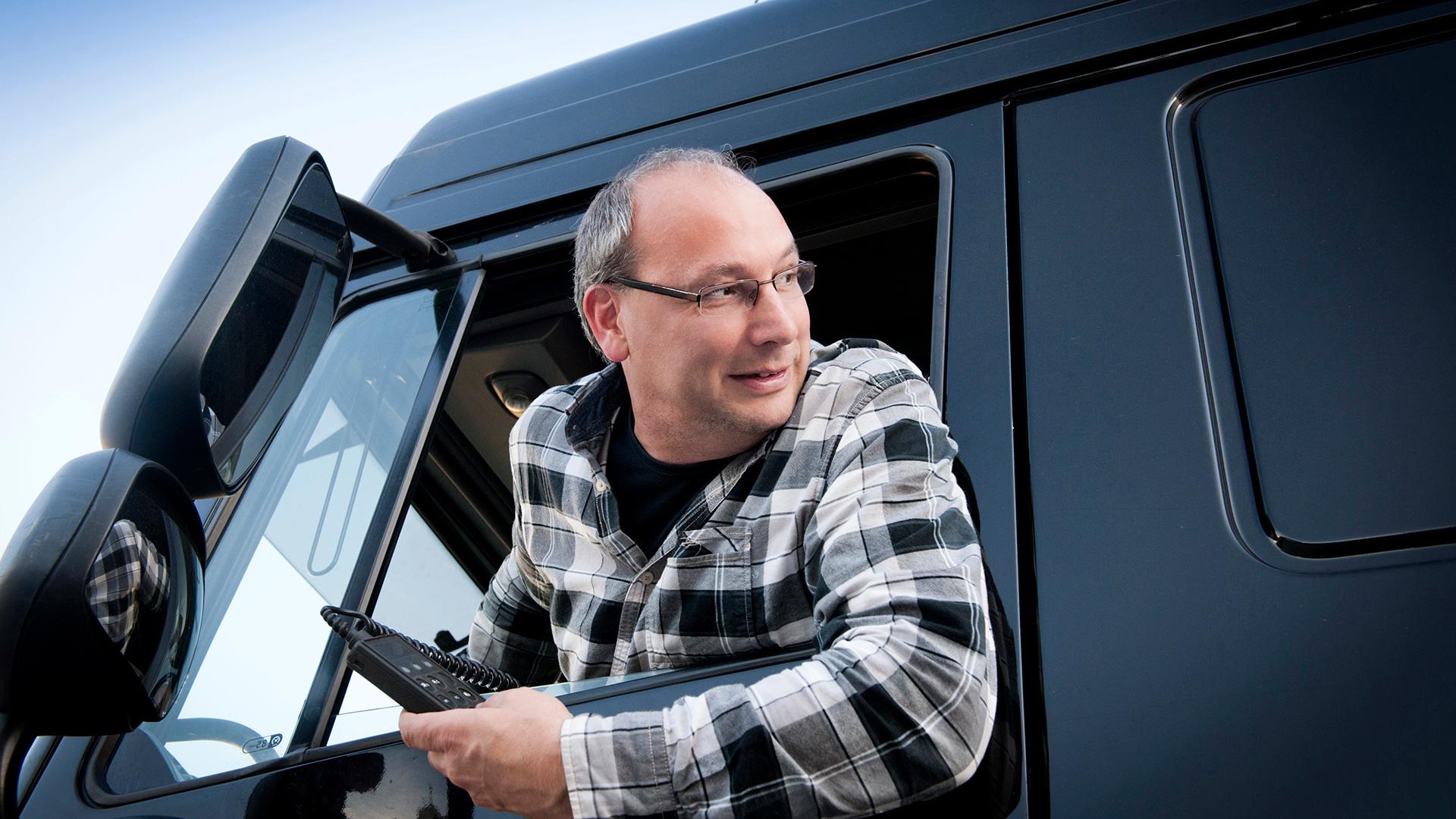 moko-portfolio-pirelli-tyre-group-smart-app-cyberfleet